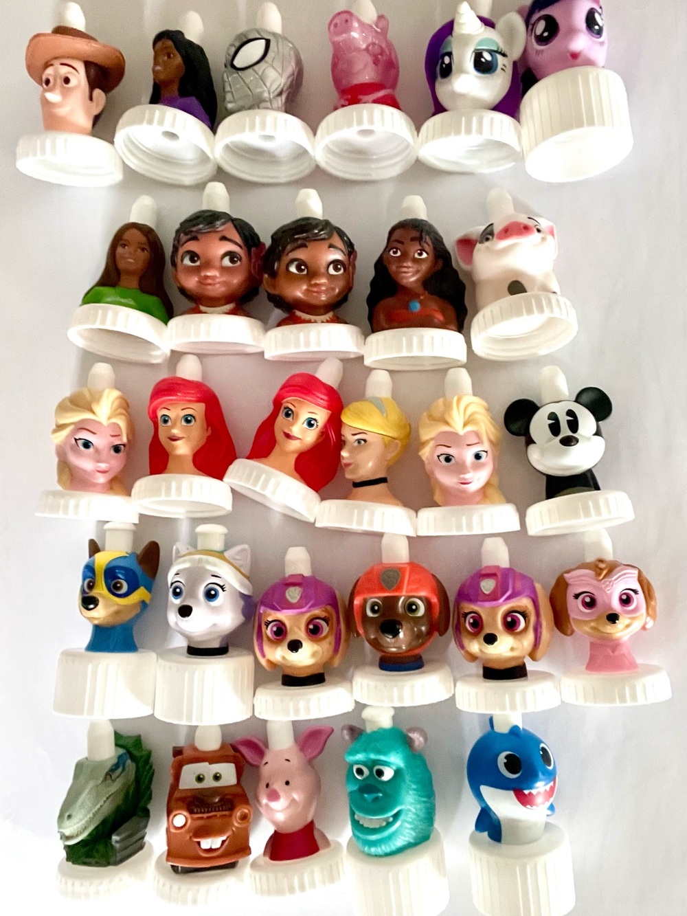 Assorted Kids Character Bottle Caps - White Base with Colorful Heads
